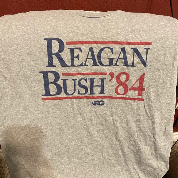 Reagan/Bush campaign t-shirt - Picture 1 of 2